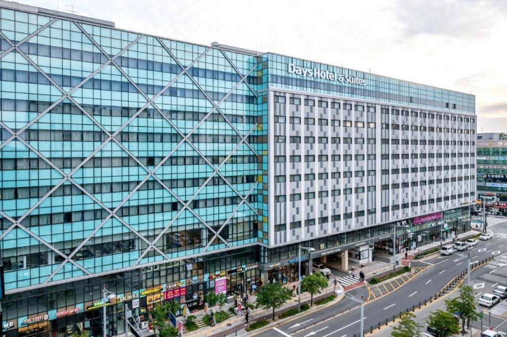 Howard Johnson By Wyndham Incheon Airport Exterior photo